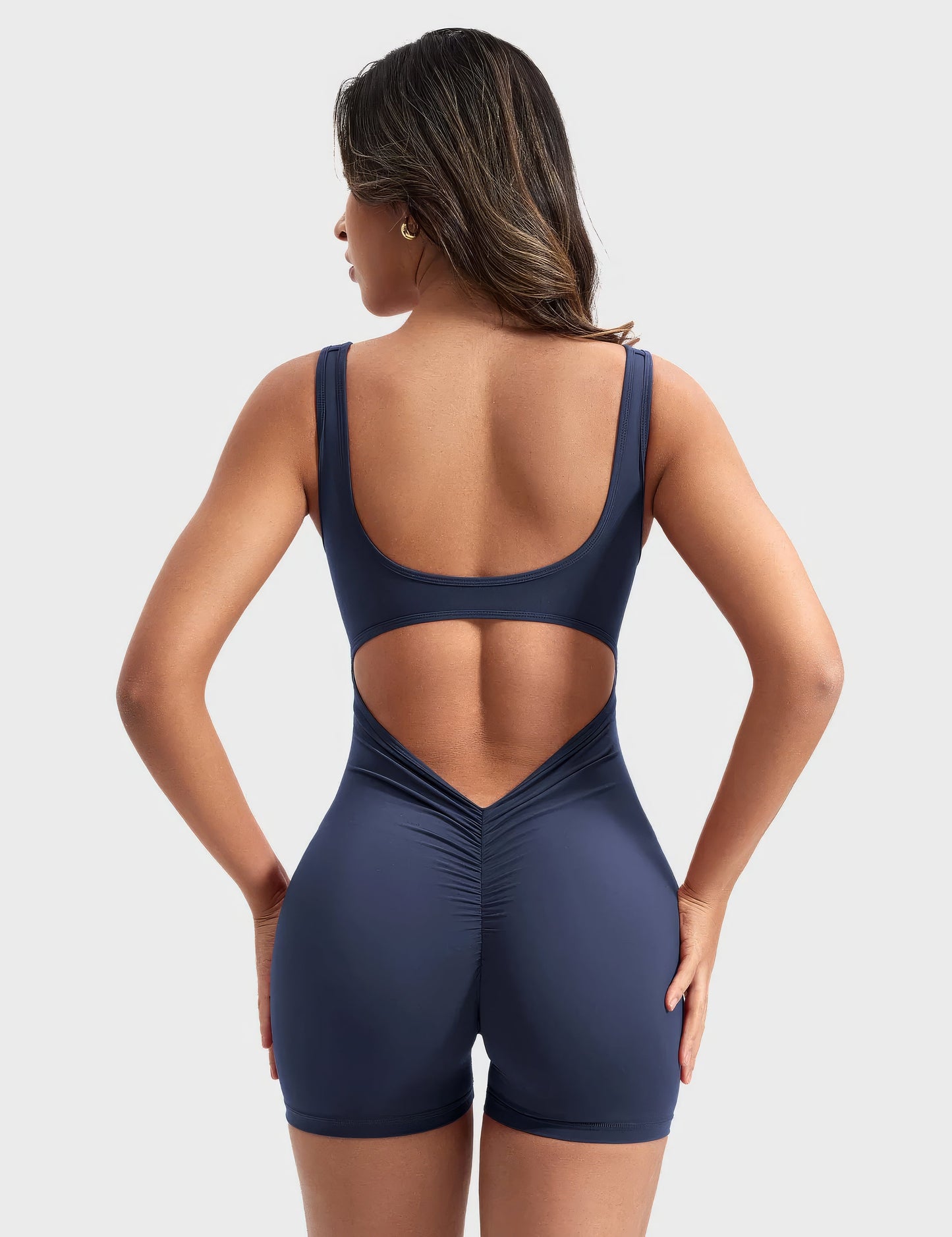 DEMI | V-BACK JUMPSUIT SHORT