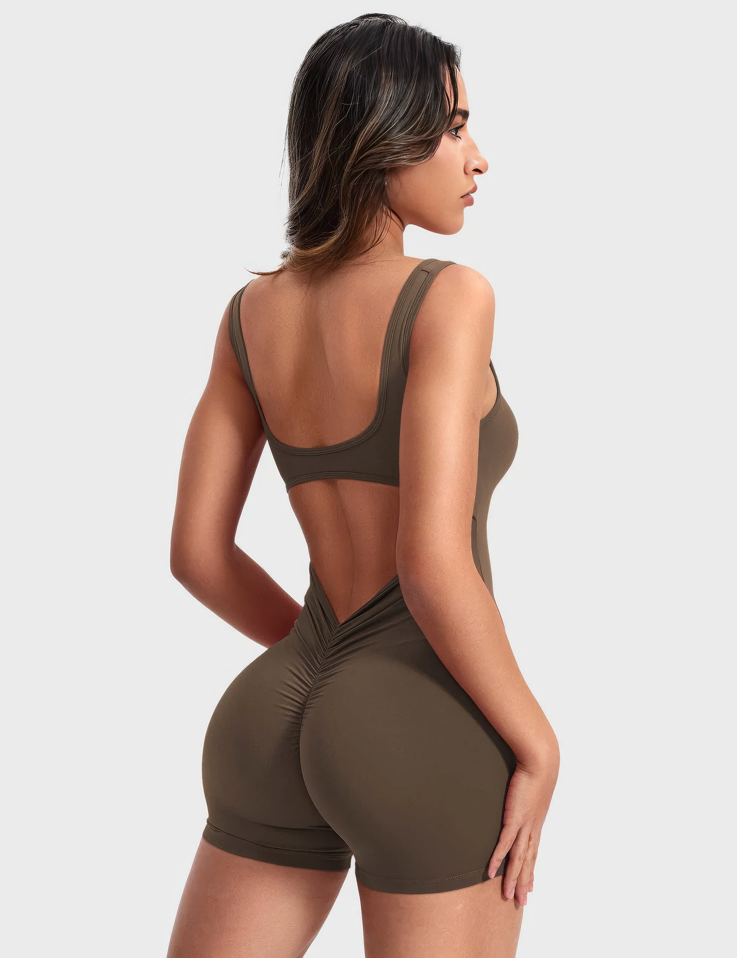 DEMI | V-BACK JUMPSUIT SHORT