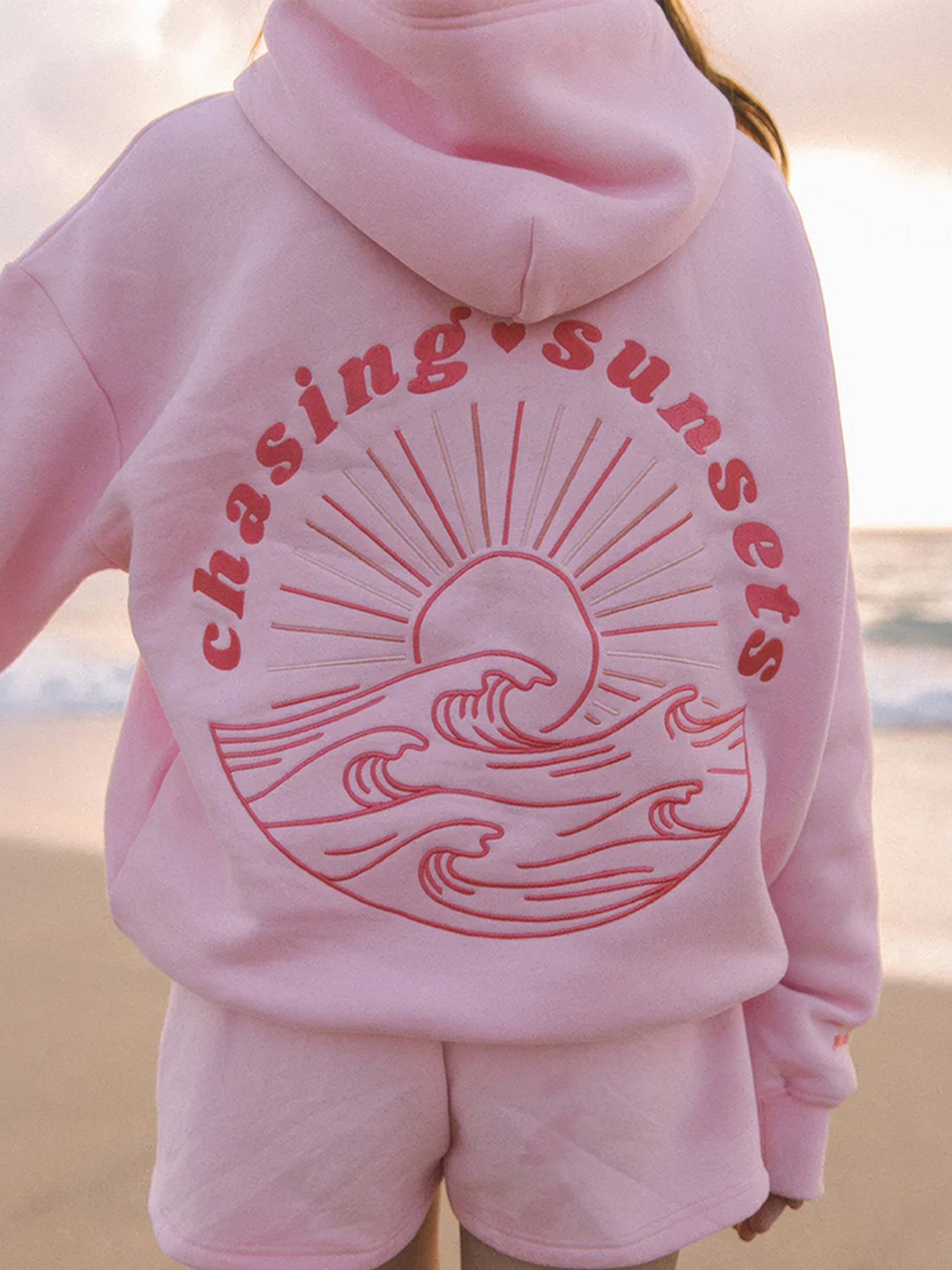 CHASING SUNSETS | OVERSIZED HOODIE